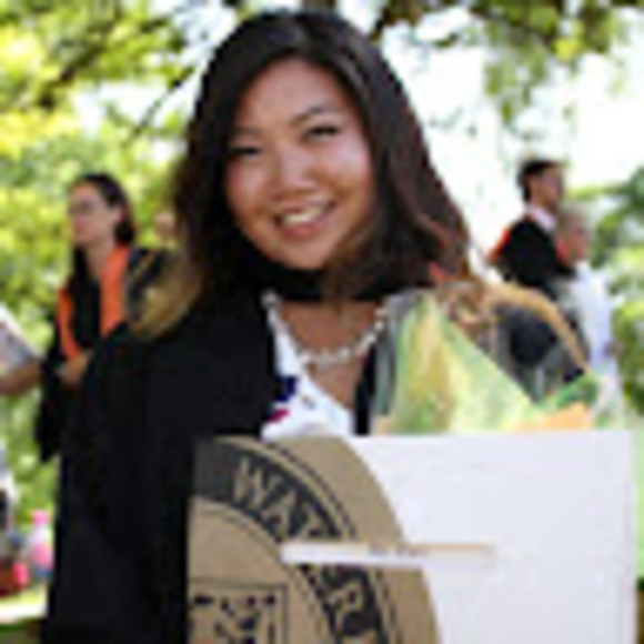 Meet your Posher, Ivy - Picture 1 of 1